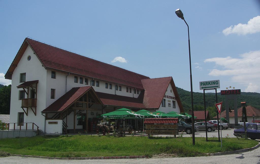 Râmnicu Vâlcea Motel Casa Olteneasca מראה חיצוני תמונה